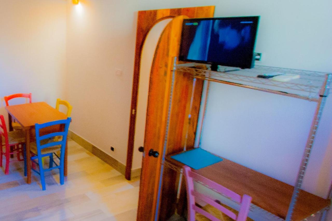 "Sea & Center" Free Beach, Wifi, Mini Pool, Roof Terrace, Ladispoli, Rome المظهر الخارجي الصورة