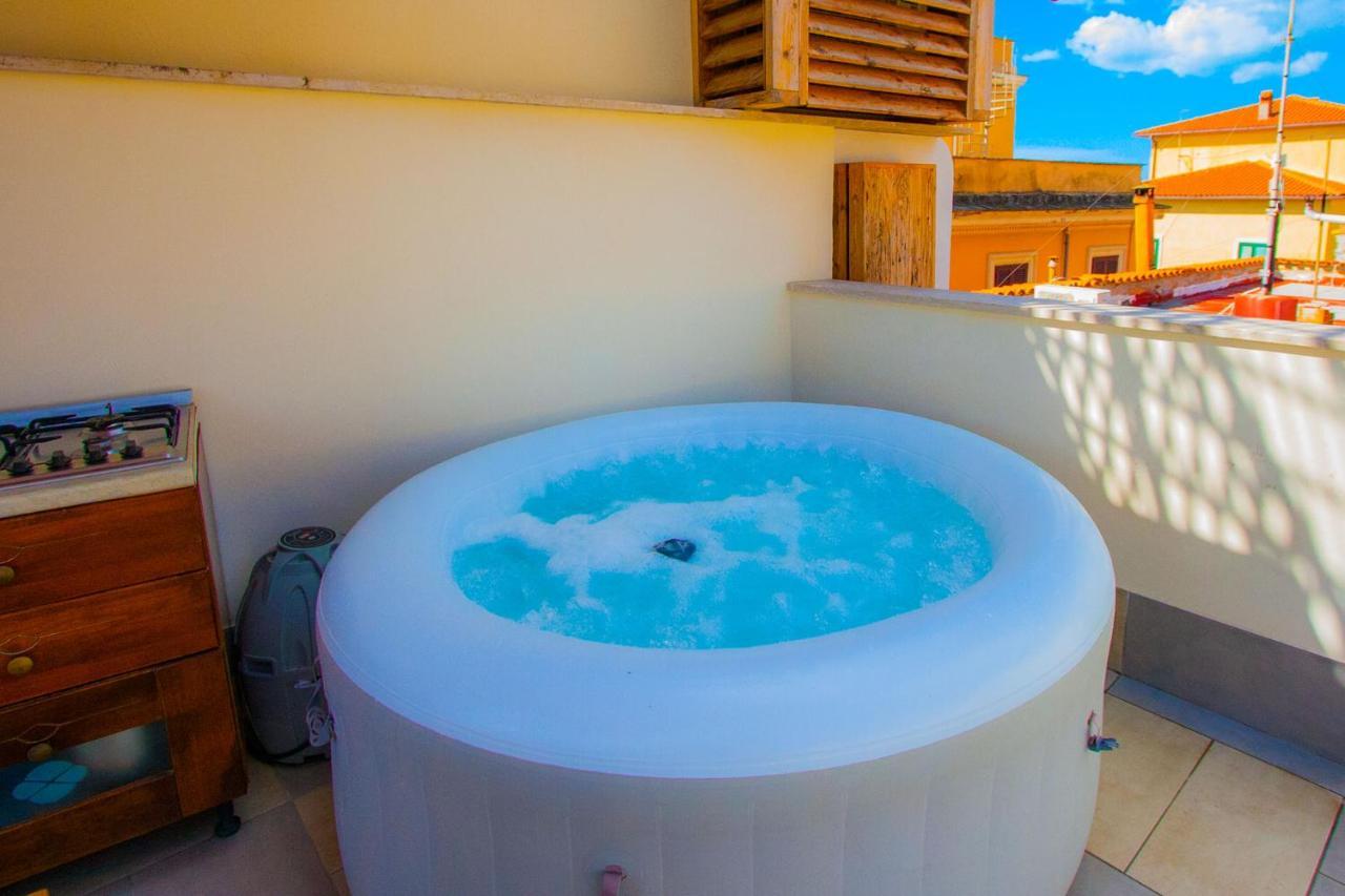 "Sea & Center" Free Beach, Wifi, Mini Pool, Roof Terrace, Ladispoli, Rome المظهر الخارجي الصورة